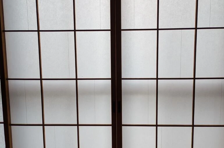    障子張替え　石垣張り（千鳥張り）   